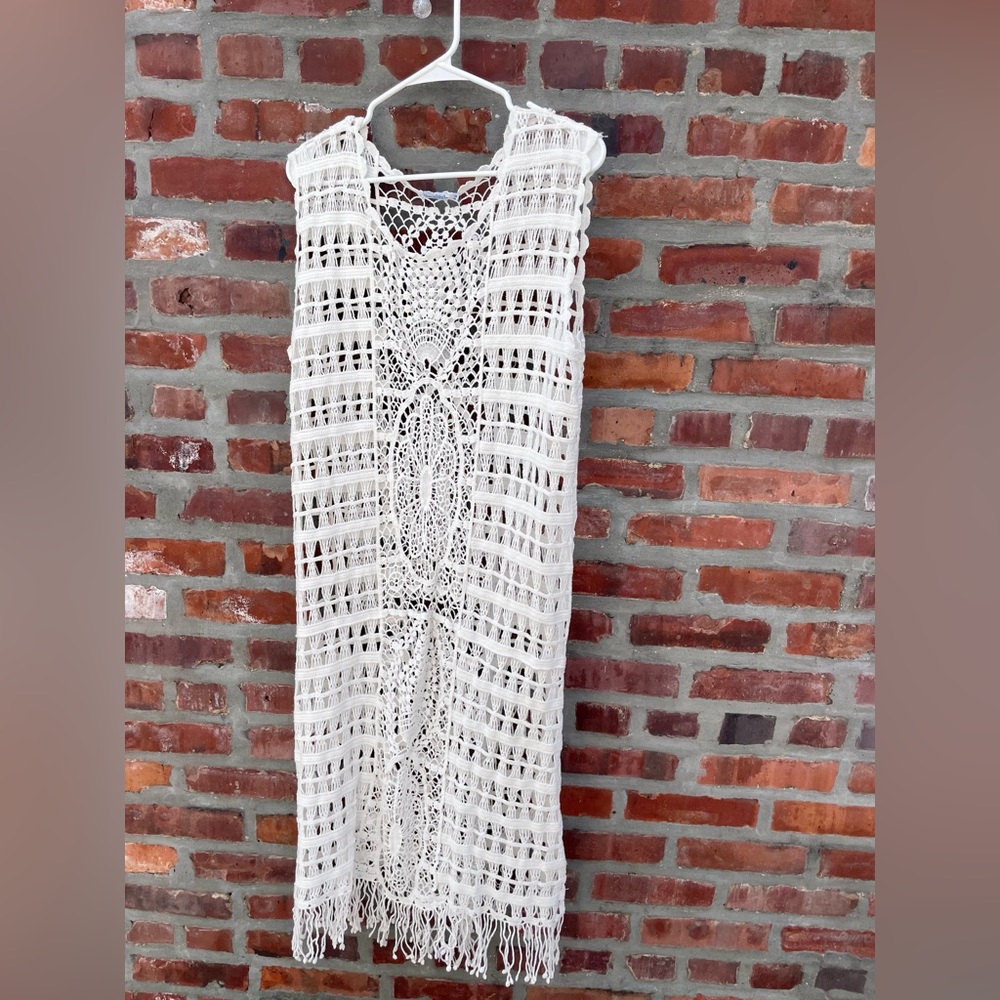 Blue island coverup crocheted